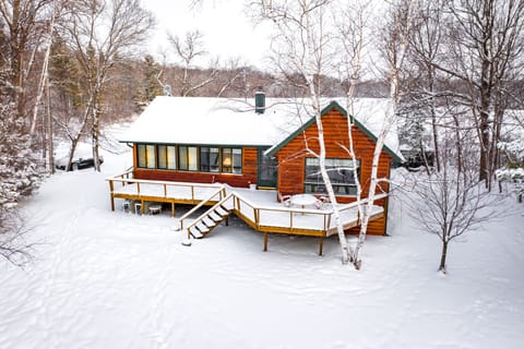 Winter wonderland! Fronts on Big Pine Lake..