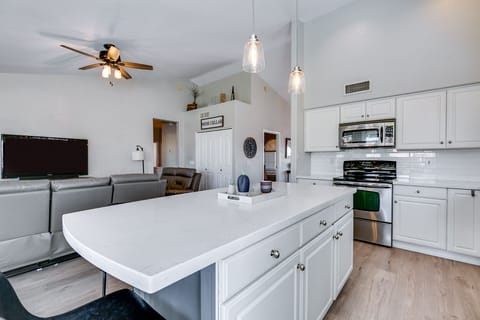 Kitchen Island seating 