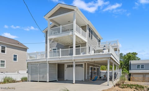 Beach Avenue, check out at all those decks