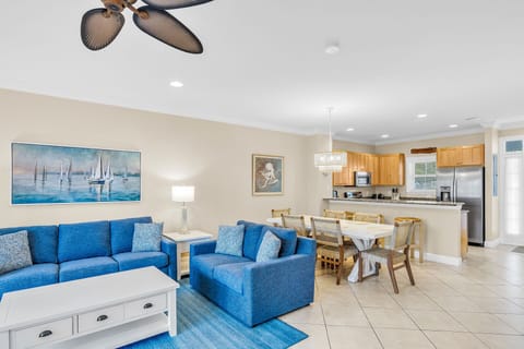 Open floor plan, LR, DR, Kitchen