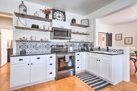 Well-Equipped Kitchen