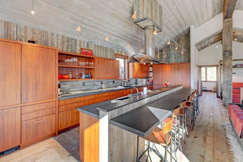 Huge fully equipped chef's kitchen