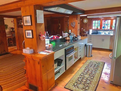 Large kitchen 