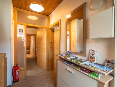 Entrance / Reception