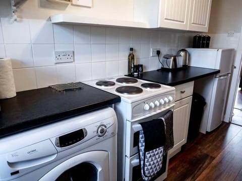 d95215a5-038d-4293-9240-2a286407b62f