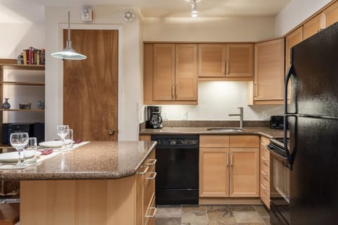 Fully equipped kitchen