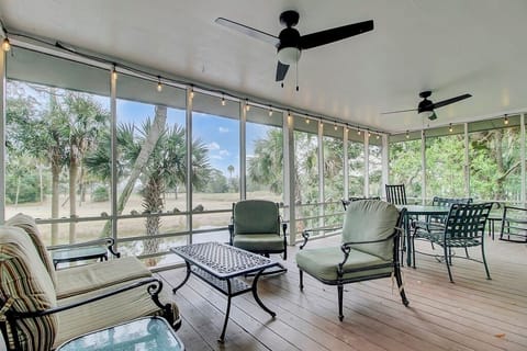 Screened in Porch