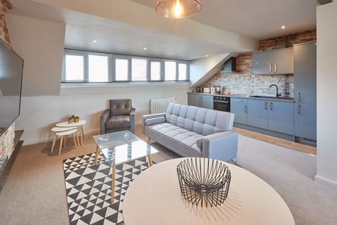 Wicket View, Scarborough - Host & Stay