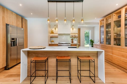 Prep your meals whilst the family chats to you around centre island.