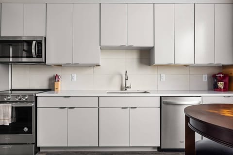 Prepare a big breakfast before exploring Nashville