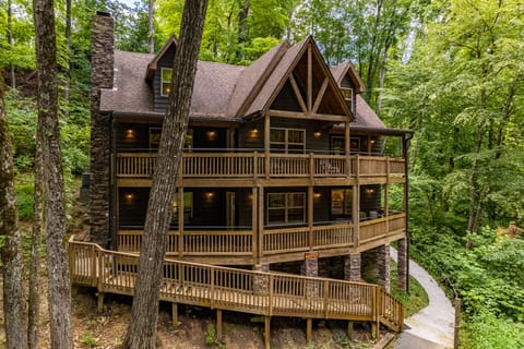 Summer at Mountain Haven Chalet