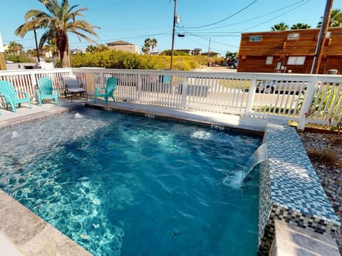 Golf Cart + Beach Gear Credit Included With Your Stay!
