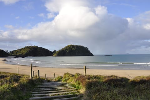 Matapouri Beach is just a short drive from Tui Cottage