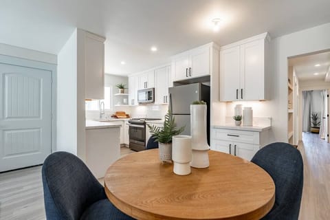 Dining Area | Mid-century Modern Style | Let us know if you'll need an additional two chairs. 