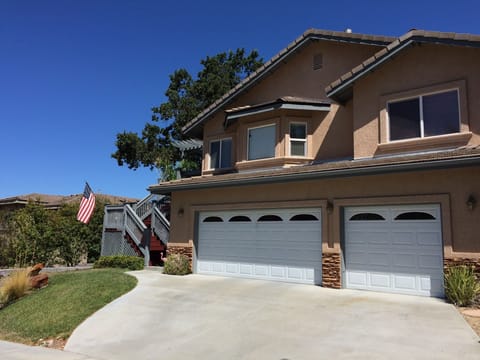 Safe, quiet neighborhood 