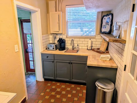 Third Bedroom Kitchenet