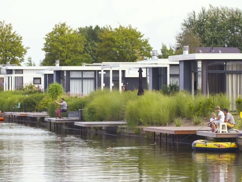 Water, Waterway, Property, Home, Bank, Water Transportation, House, Tree, Real Estate