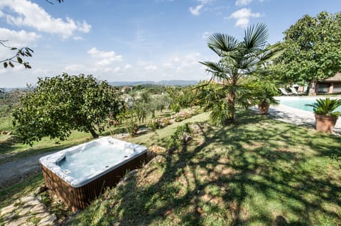 The jacuzzi tub is for the exclusive use of the guests. 