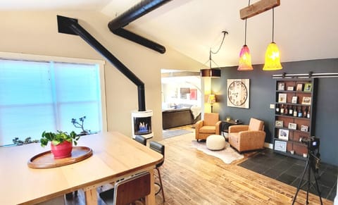 Dining and sitting area