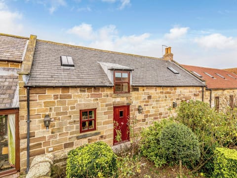 Exterior | Sir Francis Bigod - Seaton Hall, Staithes