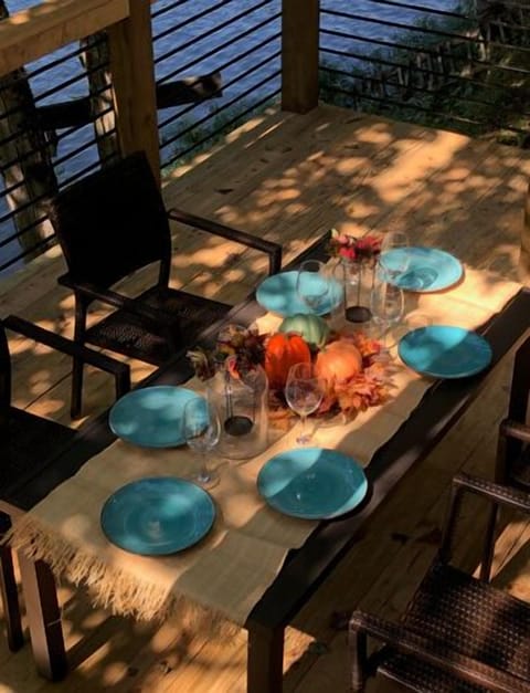 Dine lakefront in our summer shed!