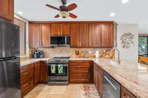 Full sized appliances and everything you need for a quick meal or more.