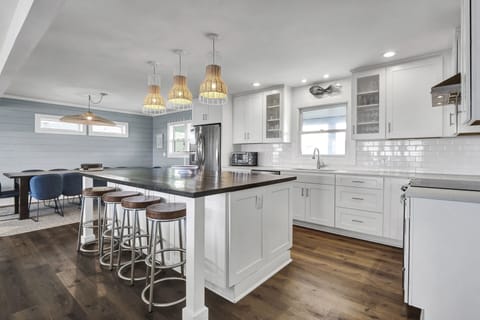 Spacious and Open Kitchen