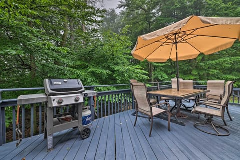 Tobyhanna Vacation Rental House | 4BR | 3BA | 2,300 Sq Ft