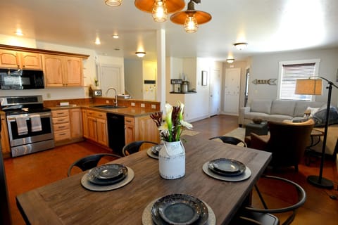 Warm and inviting, Reedy Set Go.