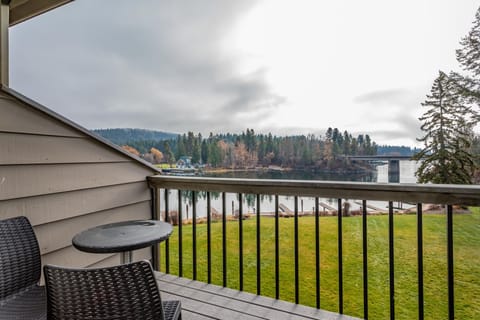 Have your morning coffee on the balcony | Main Level