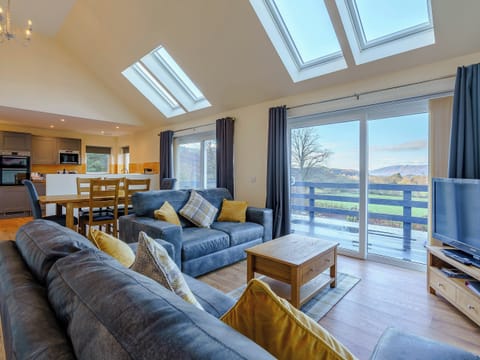 Open plan living space | Invernahyle Cottage, Duror