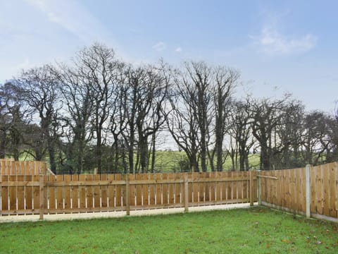 Garden | One Dorchester Drive - Cross Keys Inn Cottages, Whitechapel, near Longridge