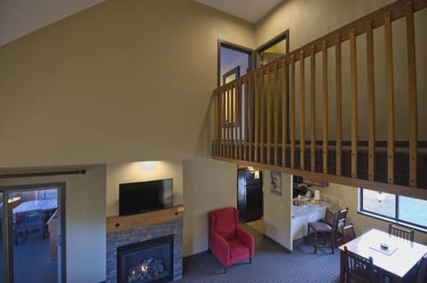 0b4b7974-1439-40d9-b666-6673f1a30722