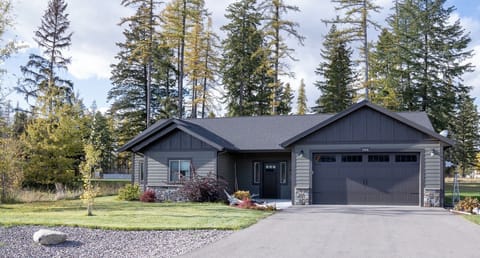 Beautiful home with all the upgrades! 