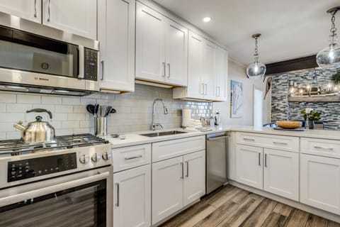 Fully renovated modern kitchen