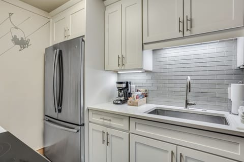 Renovated full kitchen