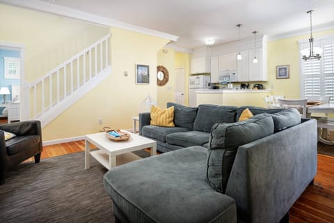 "We had a fantastic stay at this home! It was located in a beautiful quiet location and was perfect for a family vacation. We would come again" - Jen