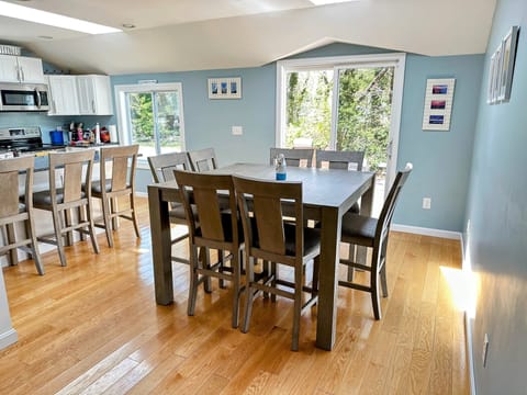 New dining table as of June 2023!