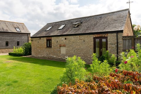 Coursehill Barn Annex - StayCotswold