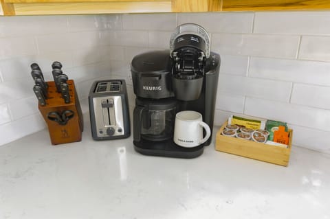 Kitchen with coffee maker and all the amenities you need