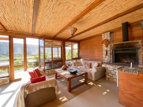 porch and inside barbeque or fire place plus bar fridge