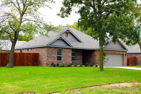 Large corner lot