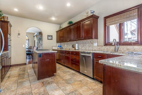 Plenty of space for multiple chefs