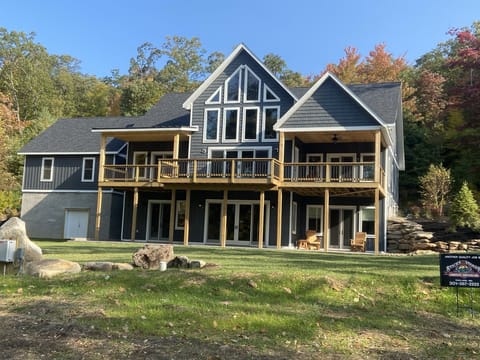 687 Rock Lodge Rd 