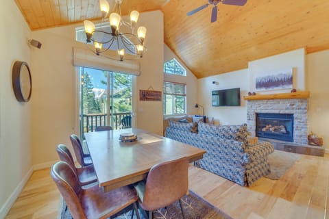 Mammoth Lakes Vacation Rental | 3BR | 2.5BA | 1,995 Sq Ft | Stairs Required