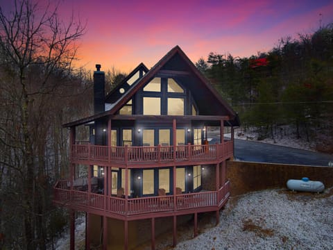 Hilltop cabin retreat with sweeping views. Your private escape above it all.