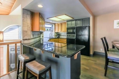 Kitchen - Main Level