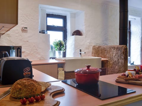 Comprehensively appointed kitchen | The Calving Shed, Near Neilston