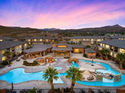 Community Amenities - Right Behind The Home! Lazy River, Fire Pit Area, Splash Pad, Swimming Pool, Sun Loungers, BBQ`s, Clubhouse