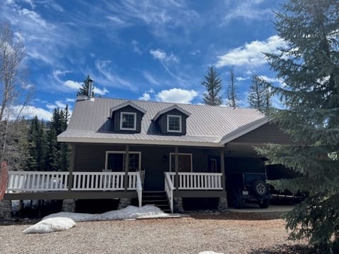 001e7b7a-8c42-4b46-860f-743c283ec7c7